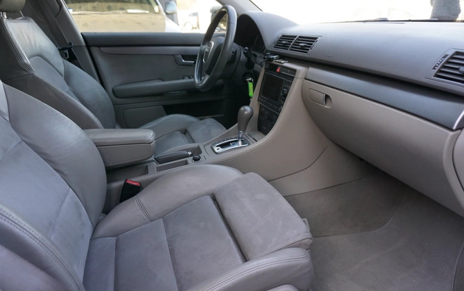 Audi A4 cena 18900 przebieg: 352000, rok produkcji 2007 z Łaszczów małe 211